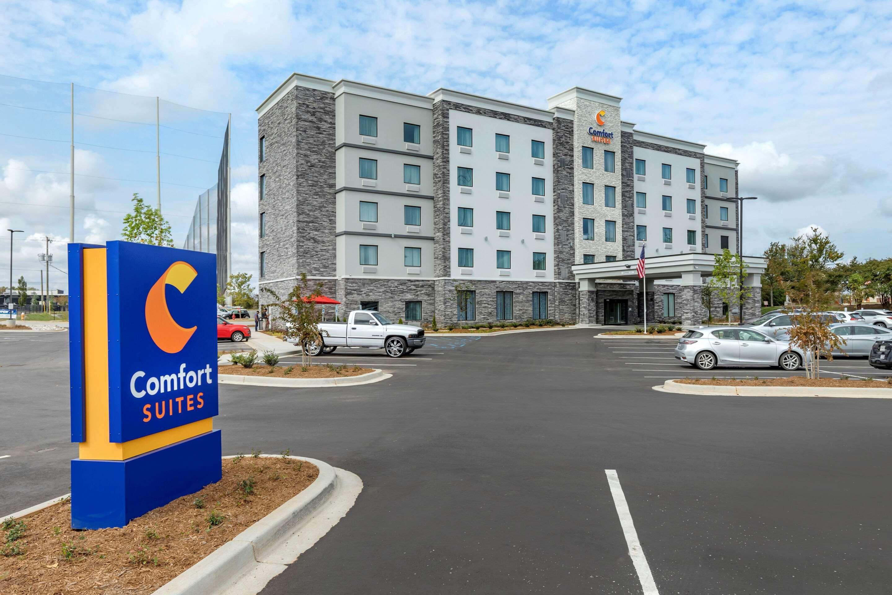 คอมฟอร์ต สวีท กรีนวิลล์ แอร์พอร์ต Hotel ภายนอก รูปภาพ